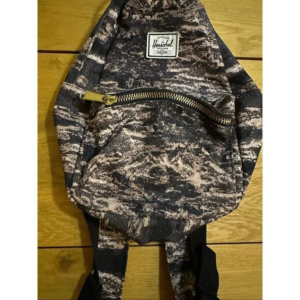 Herschel Supply Co. Nova Backpack patterned design